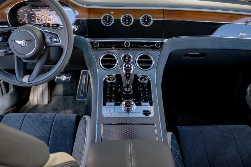 Photo N°14 de la voiture Bentley CONTINENTAL GTC
