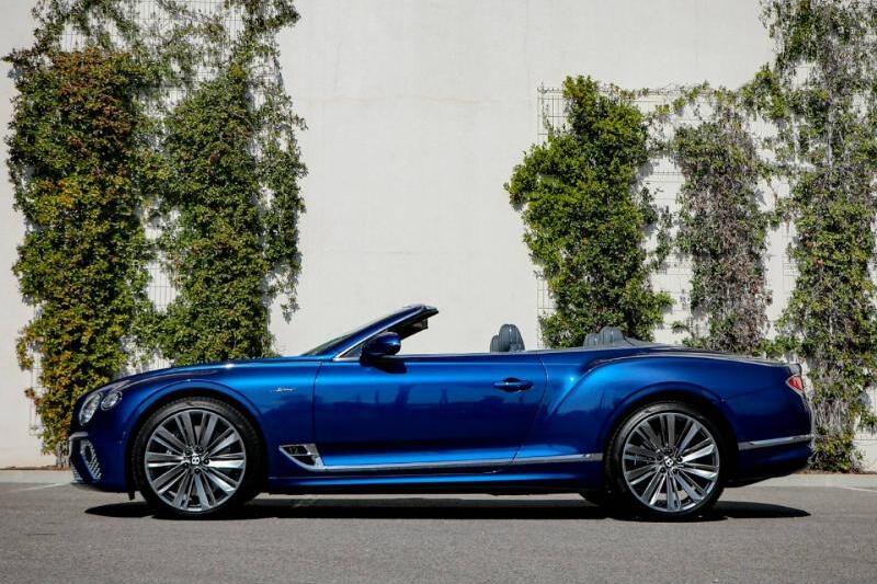Photo N°7 de la voiture Bentley CONTINENTAL GTC