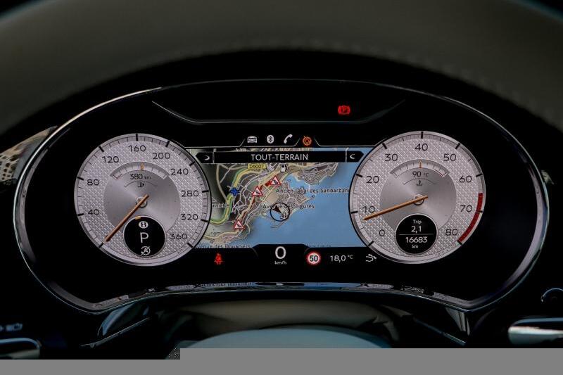 Photo N°13 de la voiture Bentley CONTINENTAL GT